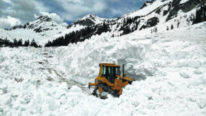 Snow, slides, avalanches keep Alpine Loop closed