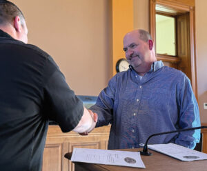 New county clerk sworn in