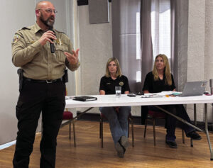City to keep police department